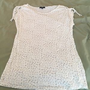 Gap TShirt with Ties