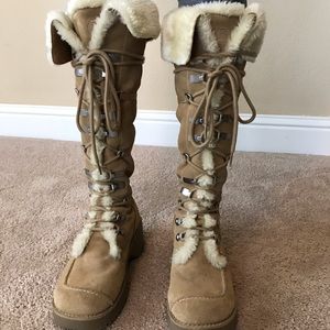 Report Women's Camel Suede Leather Boots.