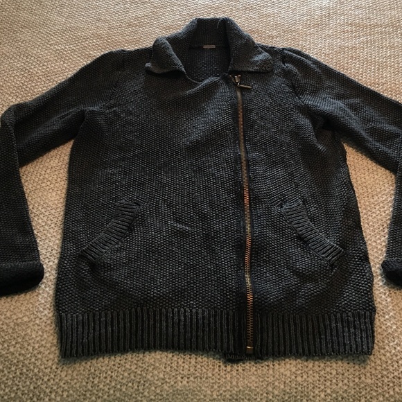 Free People Sweater. Grey.