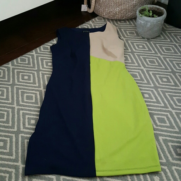 NWOT never worn. Super cute color block dress!