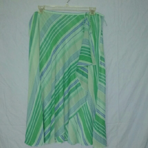 Coldwater Creek wrap style skirt - Picture 1 of 3