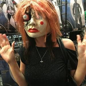 Meet your Posher, Martrice