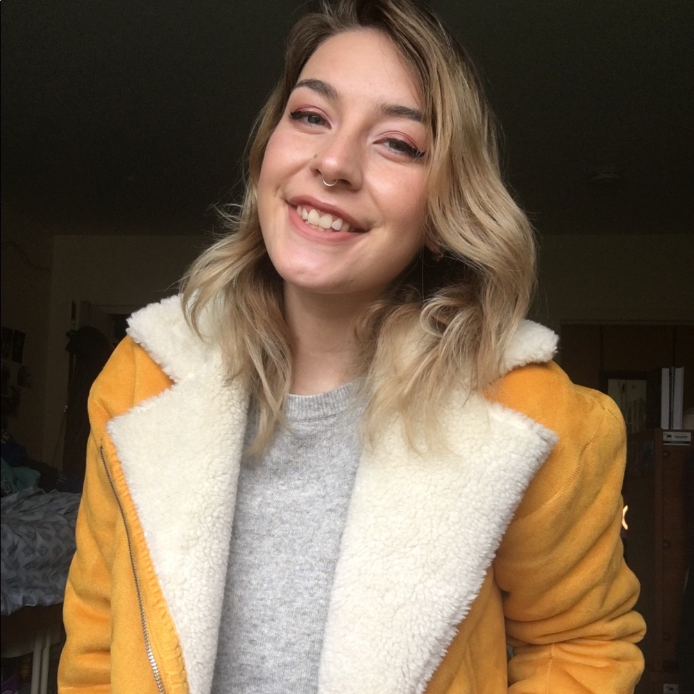 Meet your Posher, Tiana