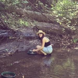 Meet your Posher, Laura