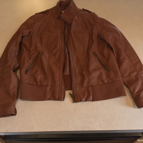 Cute fall jacket. I cut the size tag off