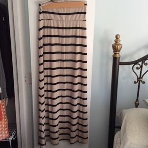 Black and Tan maxi