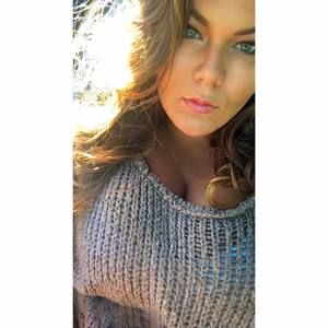 Meet your Posher, Calli