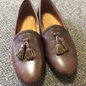 Wayne Finkelstein brown smoking loafers