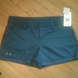 Under armor Woman's shorts