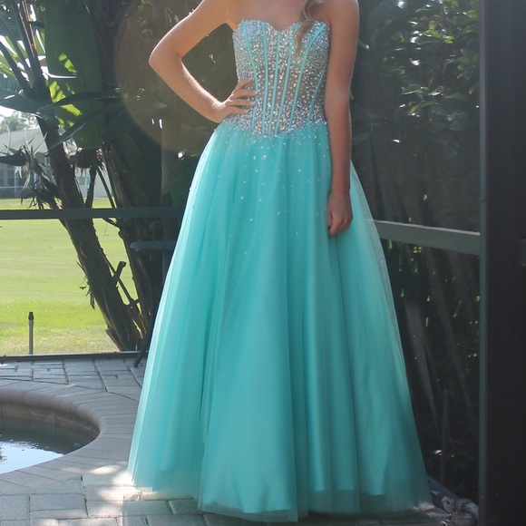 Jovani prom dress - Picture 1 of 2