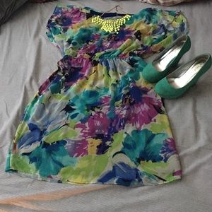 Size 8 colorful  dress with sexy flare