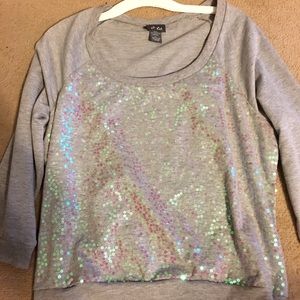 🎀Very cute sequined top 🎀
