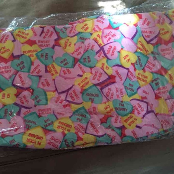 🚫🚫SOLD🚫🚫.        lularoe candy hearts BNWT TC