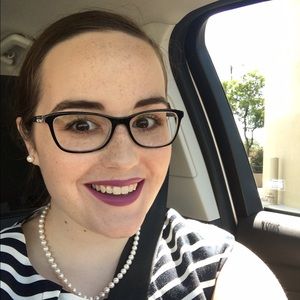 Meet your Posher, Ashley