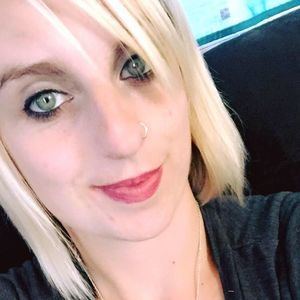 Meet your Posher, Krystal