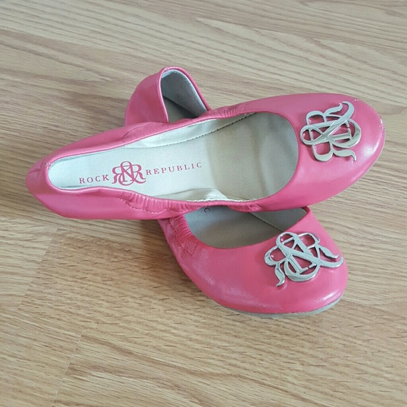 Rock & Republic corol/pink flats