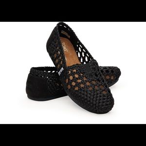TOMS Woven Satin Black NWT