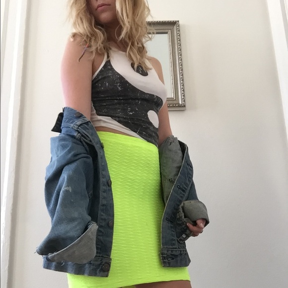 Neon bodycon skirt NWOT