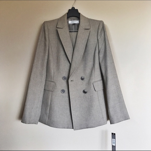 Beige NWT Tahari 2-pc Pantsuit