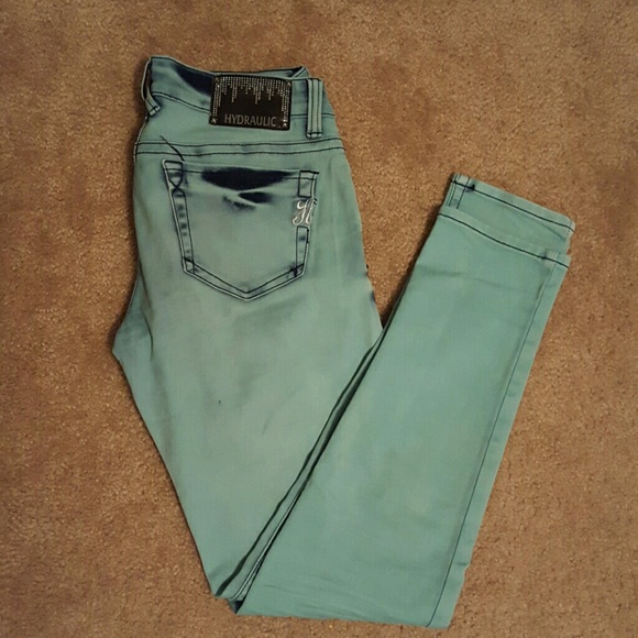 Skinny jeans