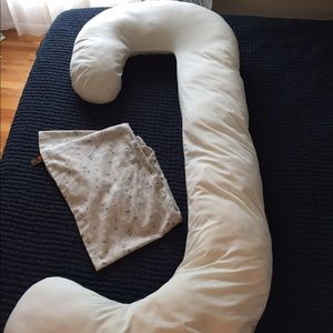 Pregnancy Pillow and Cover