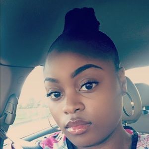 Meet your Posher, Tynisha