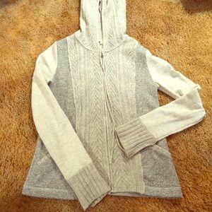 Woman's Mystree sweater ❗️❗️❗️