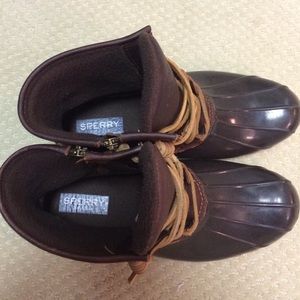 Sperry duck boots
