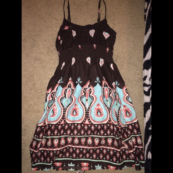 Cute dress - Picture 2 of 2