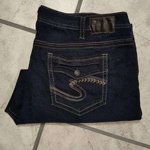 EUC Silver Suki Blue Jean Capri's