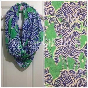 Lilly Pulitzer Riley Loop Scarf