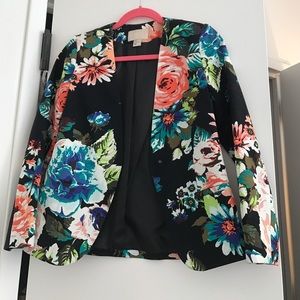 H&M Floral blazer size 6