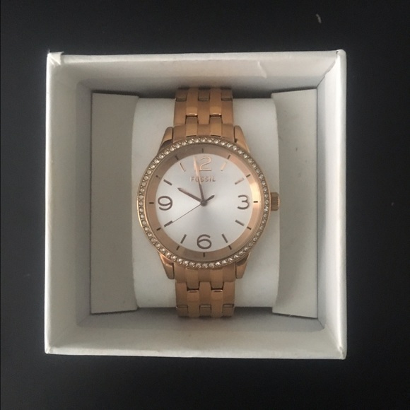 FOSSIL watch gold