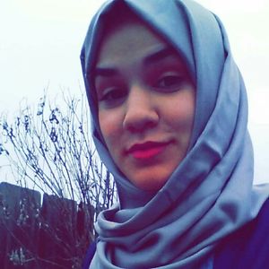 Meet your Posher, Aceya