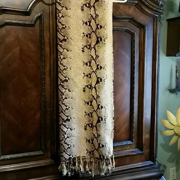 Snake Print Batik 100% Rayon Sarong/Pareo