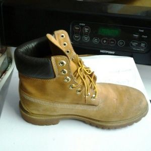 Men's yellow Timberland boots