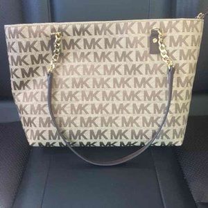 NEW Michael Kors Purse