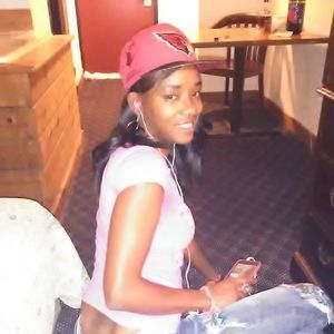 Meet your Posher, Alisha