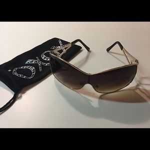 XOXO shield sunglasses