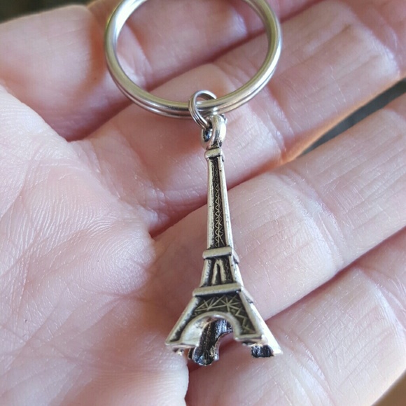 Eiffel Tower Keychain SALE - Picture 3 of 4