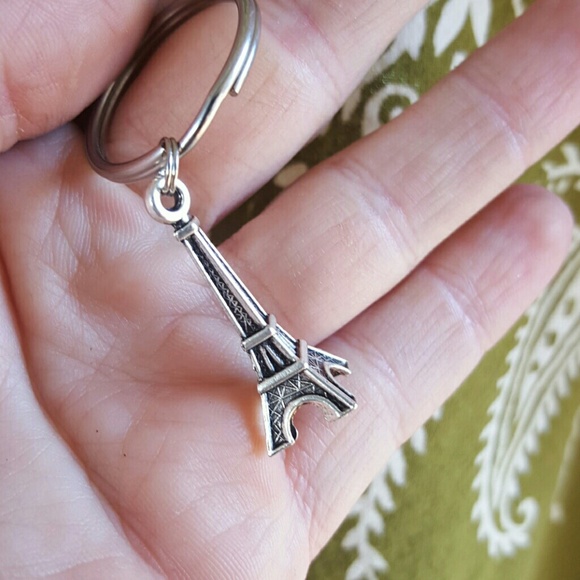 Eiffel Tower Keychain SALE - Picture 4 of 4