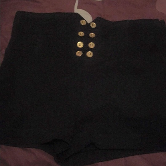 High waist black shorts