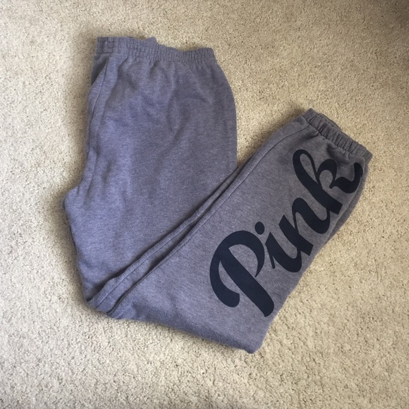 Victoria Secret sweats 🔴price firm🔴