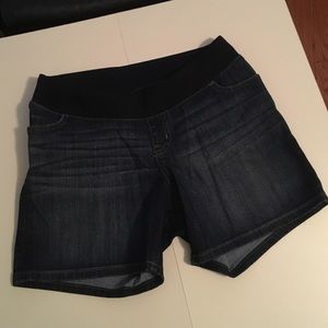 Liz Lange Dark Denim Short