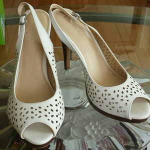 Kelly&Katie Winter White Lazer Cut Heels sz 11