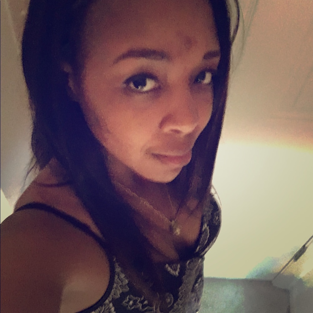 Meet your Posher, Stephanie