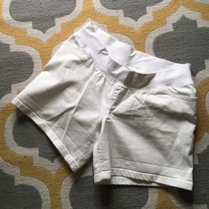 Liz Lange White Denim Shorts