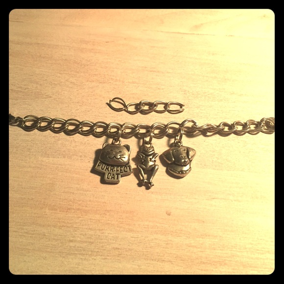 Animal charm bracelet