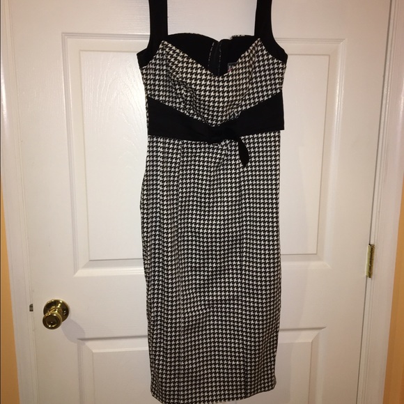 Houndstooth Pinup Midi Dress