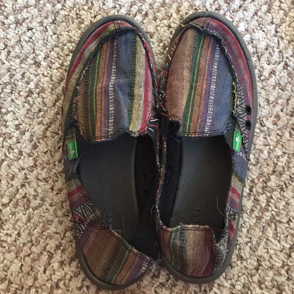 Sanuks